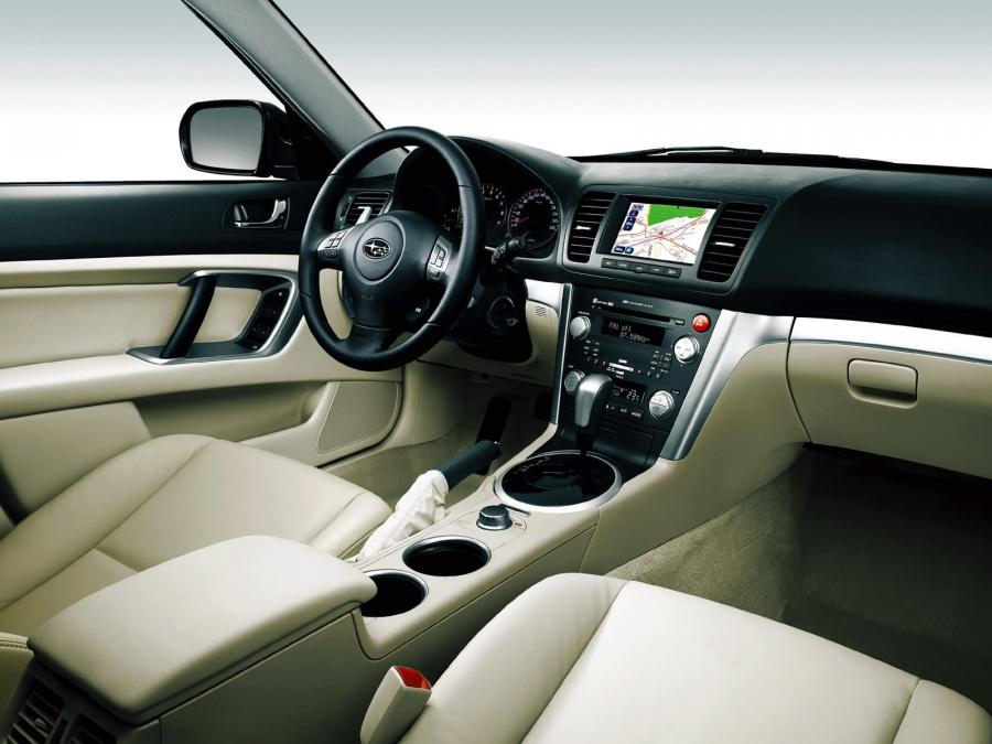  Subaru Outback 3.0R 2006 года  (EU) (фото 12 из 24)